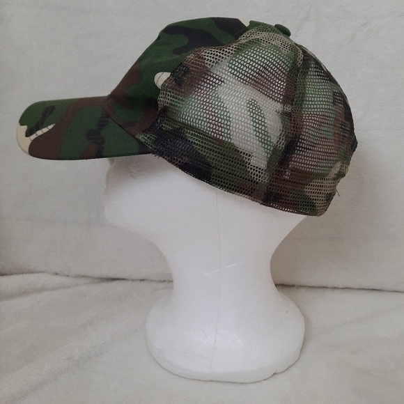 Toyota Trucks embroidered patch camo snapback trucker hat - Picture 5 of 11